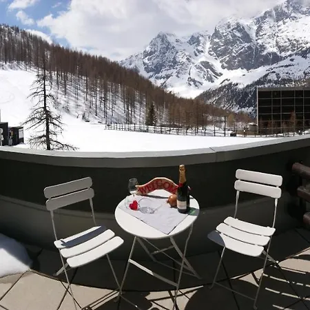 Cervinia - Matterhorn Lägenhetshotell 5*